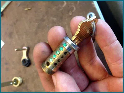 Houston Elite Locksmith Houston, TX 281-670-2350 Houston Elite Locksmith Houston, TX 281-670-2350 - 65-9